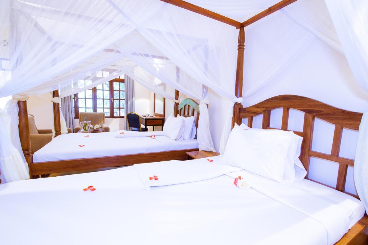 Eileen'S Trees Inn Huyện Huyện Karatu Ngoại thất bức ảnh